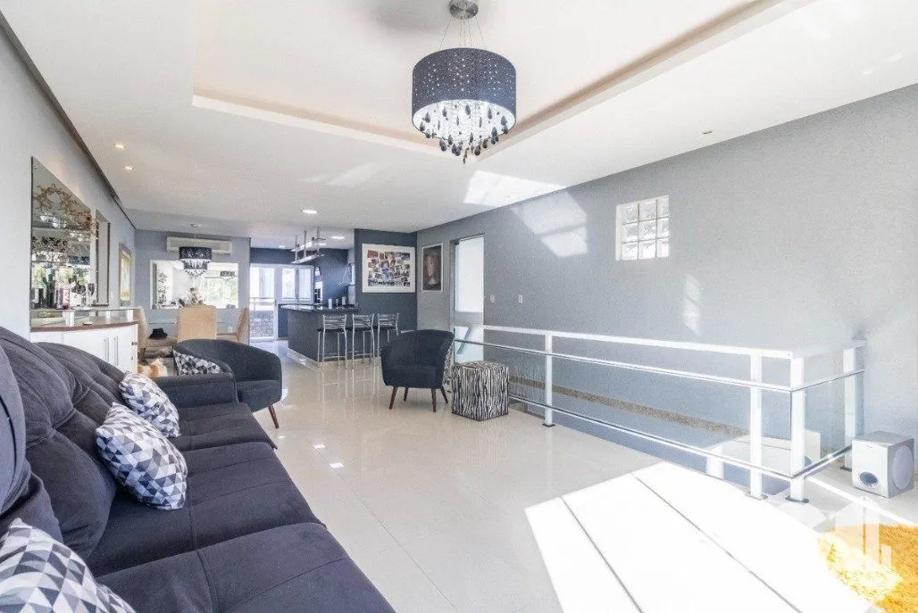 Imagem Casa térrea com 3 dormitórios, suíte e espaço gourmet.