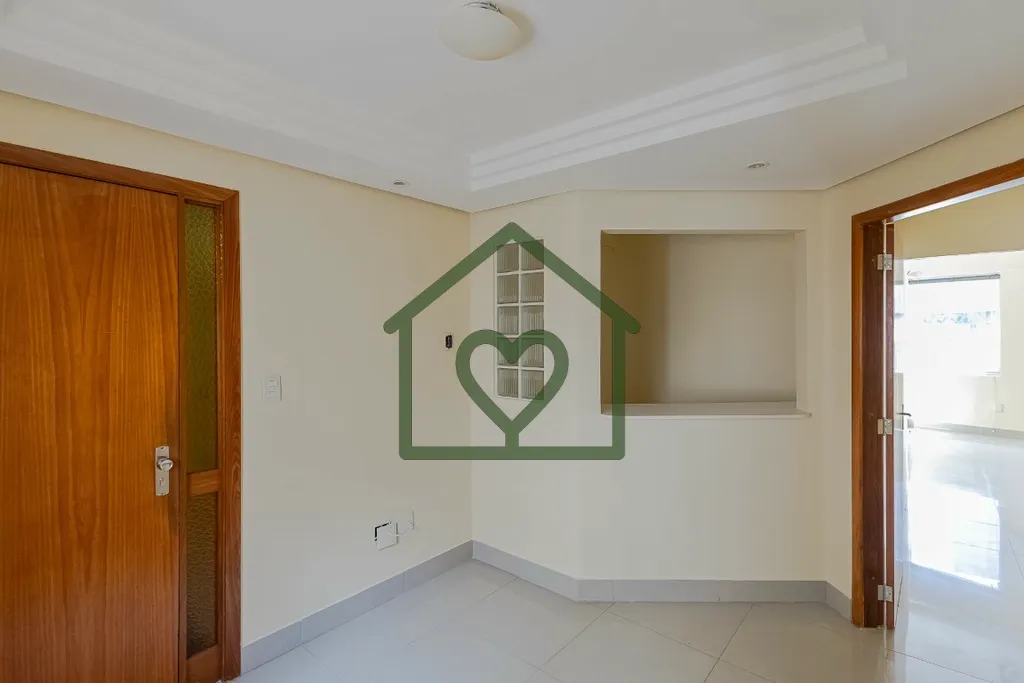 Imagem Sala de 47 m² localizada na Rua José de Alencar, em Porto Alegre. Preço e disponibilidade do imó...