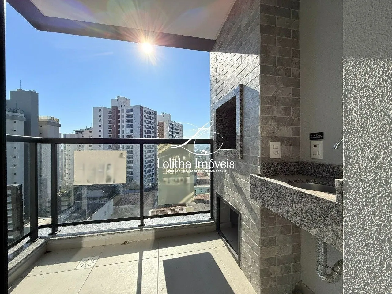 Imagem APARTAMENTO À VENDA COM 2 SUÍTES NA AGRONÔMICA, EM FLORIANÓPOLIS/SC
