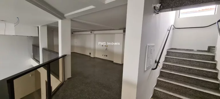Imagem Prédio comercial exclusivo no Alto da Lapa, São Paulo-SP: 942m², 2 banheiros - Venda ou Locação!