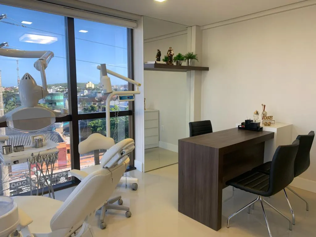 Imagem Sala comercial à venda em Torres, Centro, 49.06m2