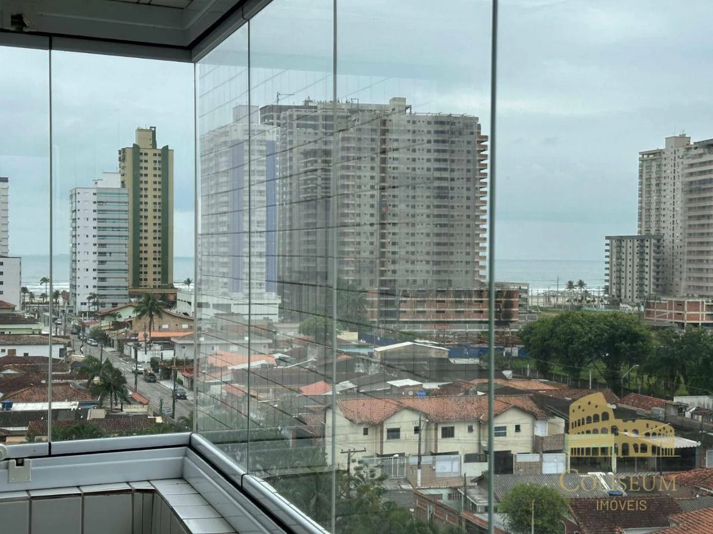 Imagem Apartamento com 1 dormitório à venda, 50 m² por R$ 310.000,00 - Vila Guilhermina - Praia Grande/SP