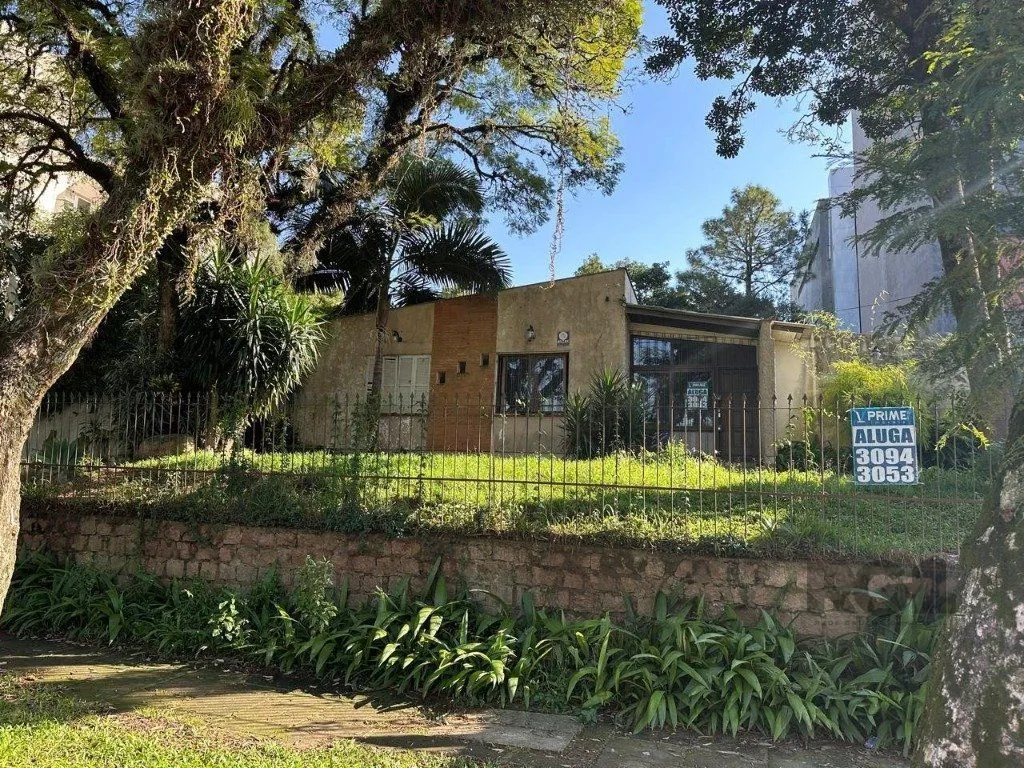 Imagem Vende-se terreno 965m² próximo a Protásio Alves e Prof. Cristiano Fischer - Petrópolis