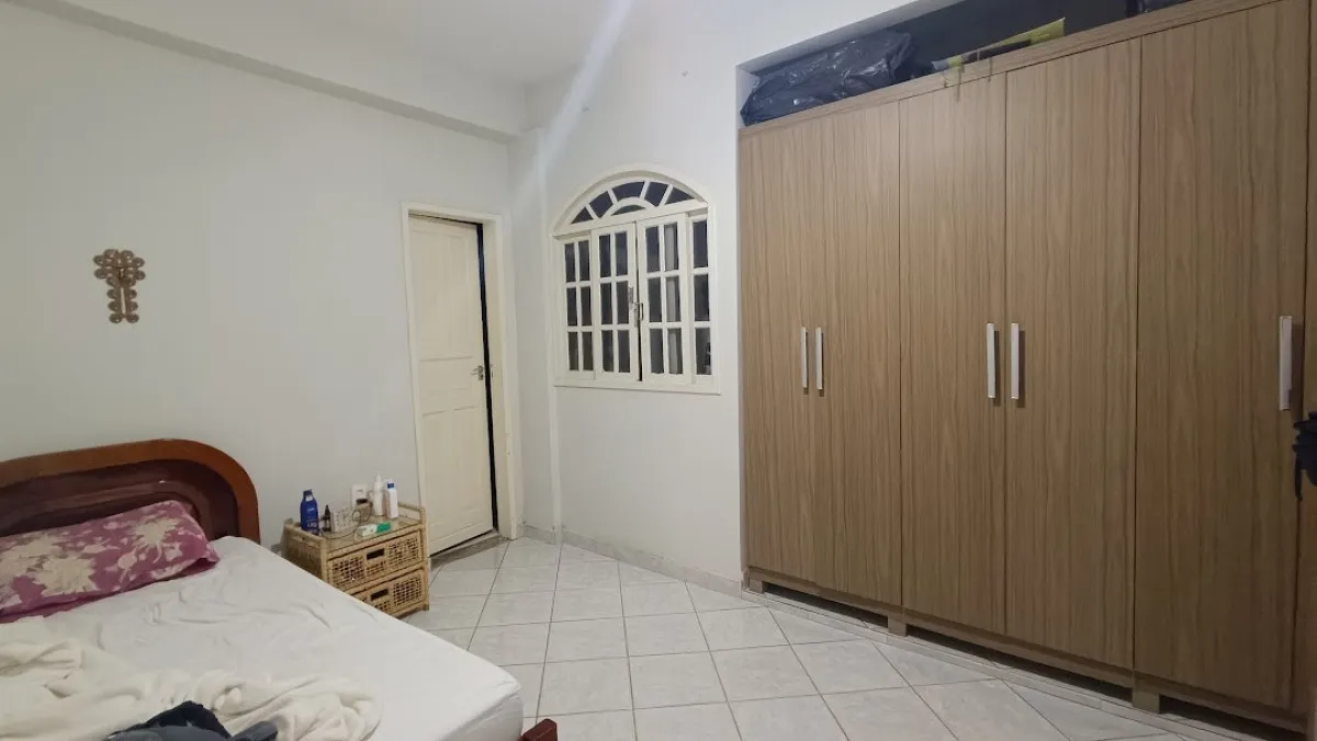 Imagem Casa Duplex com 5 quartos à venda em Vila Velha