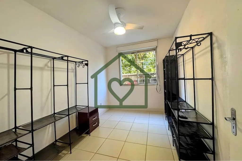 Imagem Apartamento à venda no coração do Jardim Itu Sabará, em Porto Alegre, Rio Grande do Sul! Este im...