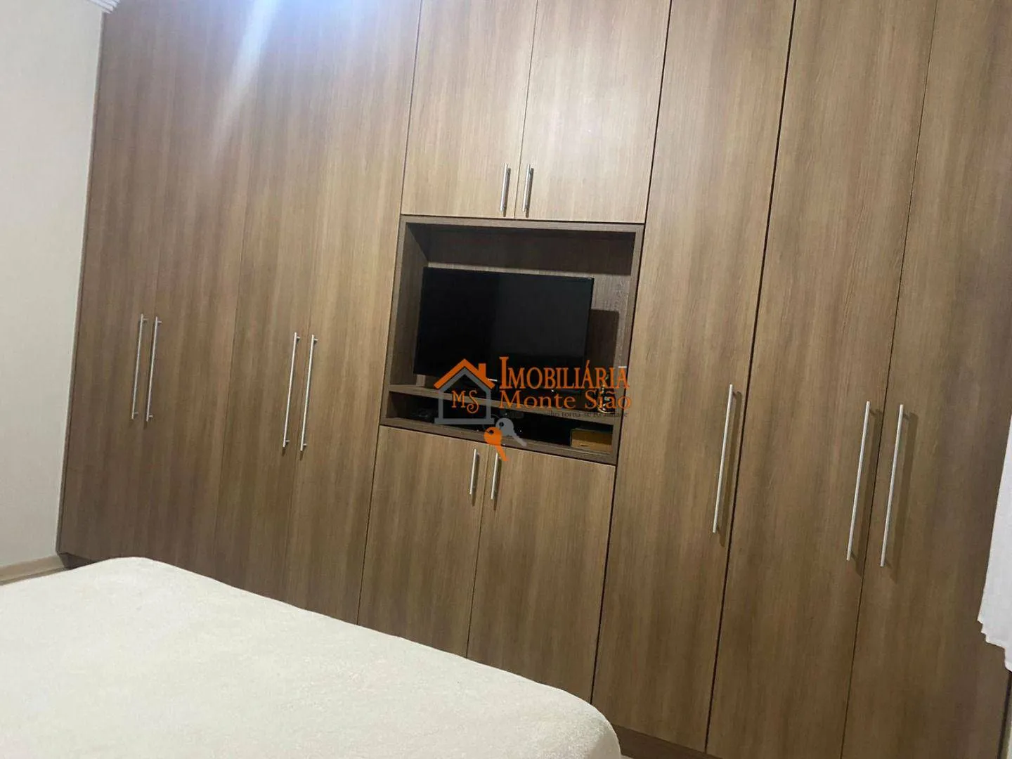 Imagem Sobrado com 3 dormitórios à venda, 292 m² por R$ 700.000,00 - Jardim do Papai - Guarulhos/SP