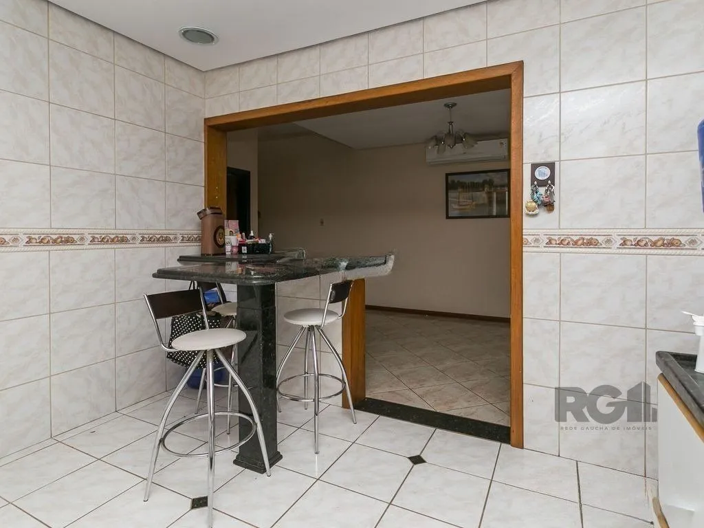 Imagem Casa de 3 dormitórios, no bairro Campo Novo