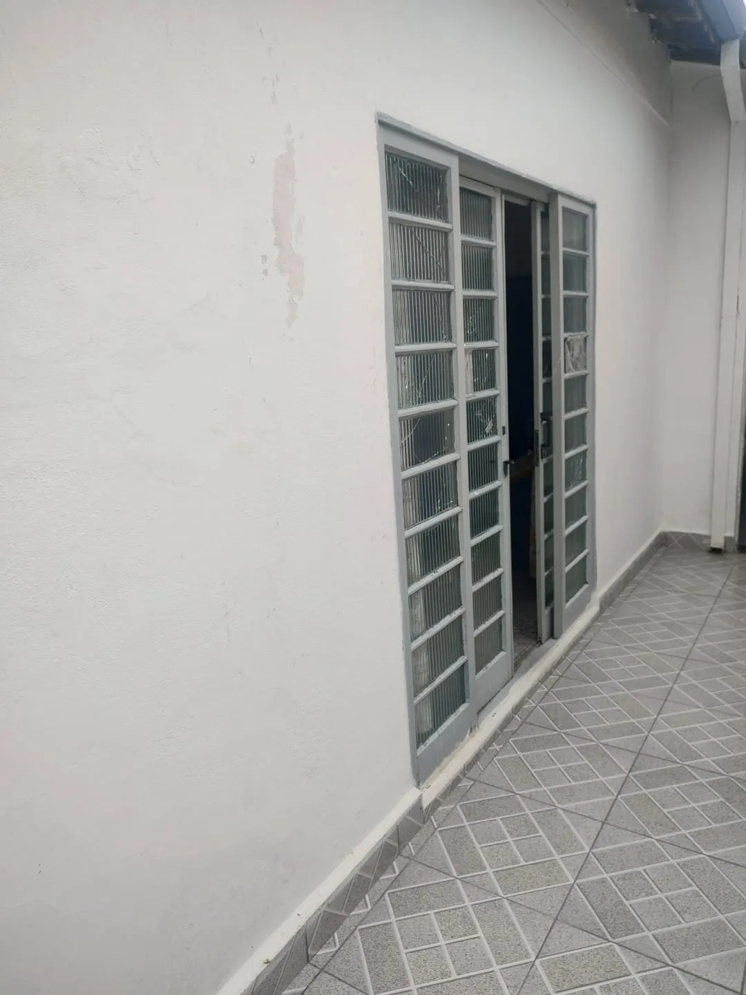 Imagem Casa à venda 2 Quartos, 1 Vaga, 150M², Jardim Gurilândia, Taubaté - SP