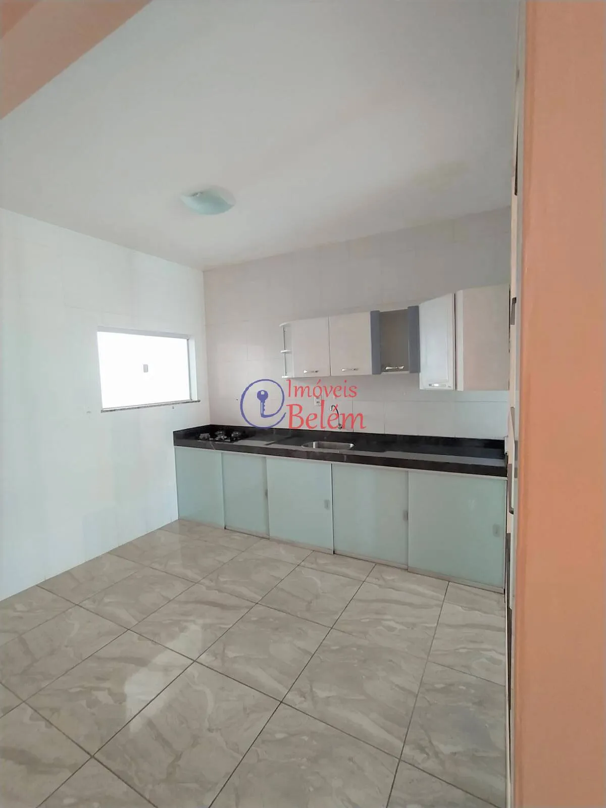 Imagem Casa 3/4 sendo 2 suítes em condomínio na Augusto Montenegro