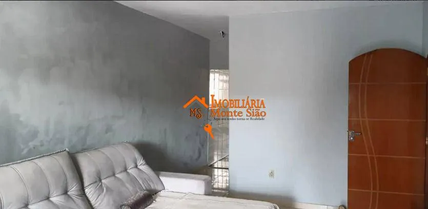 Imagem Sobrado com 3 dormitórios à venda, 230 m² por R$ 425.000 - Chácara Cabuçu - Guarulhos/SP