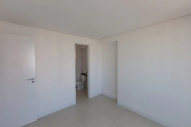 Imagem Apartamento com 3 Quartos à Venda, 78 m² em Guararapes - Fortaleza