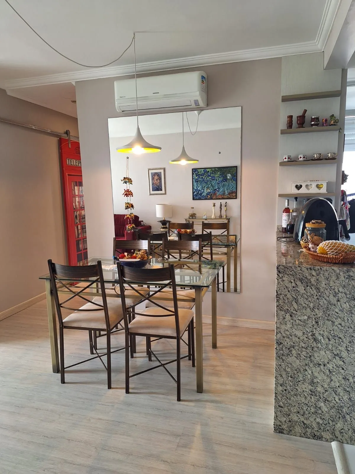 Imagem Apartamento de três quartos, suíte e uma vaga de garagem em condomínio com infra