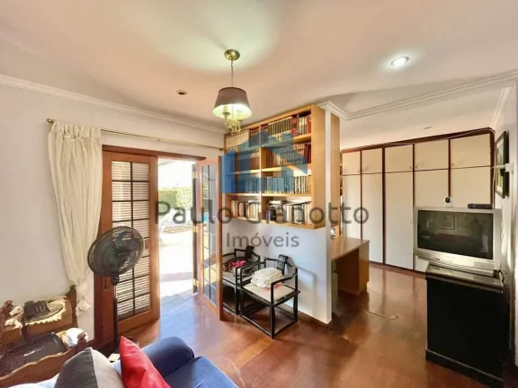 Imagem Duas casas no mesmo terreno à venda na Granja Viana