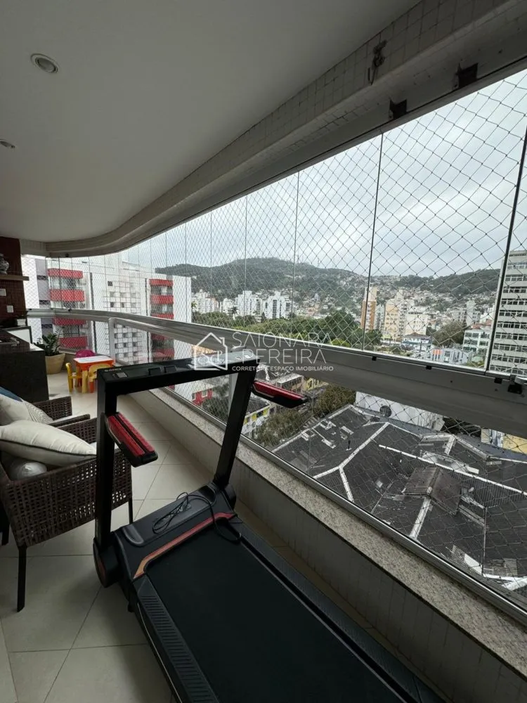 Imagem APARTAMENTO 4 DORMITÓRIOS SENDO 3 SUÍTES - CENTRO - FLORIANÓPOLIS