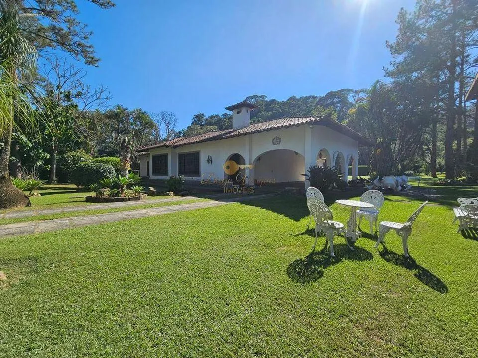 Imagem Casa em Condomínio para Venda em Teresópolis / RJ no bairro Albuquerque