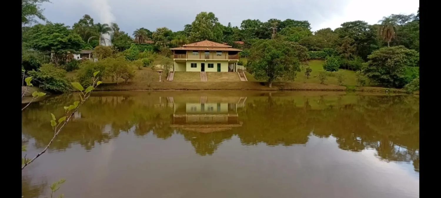 Imagem Excelente sítio à venda em Betim/MG ? Área total de 20.000 m²