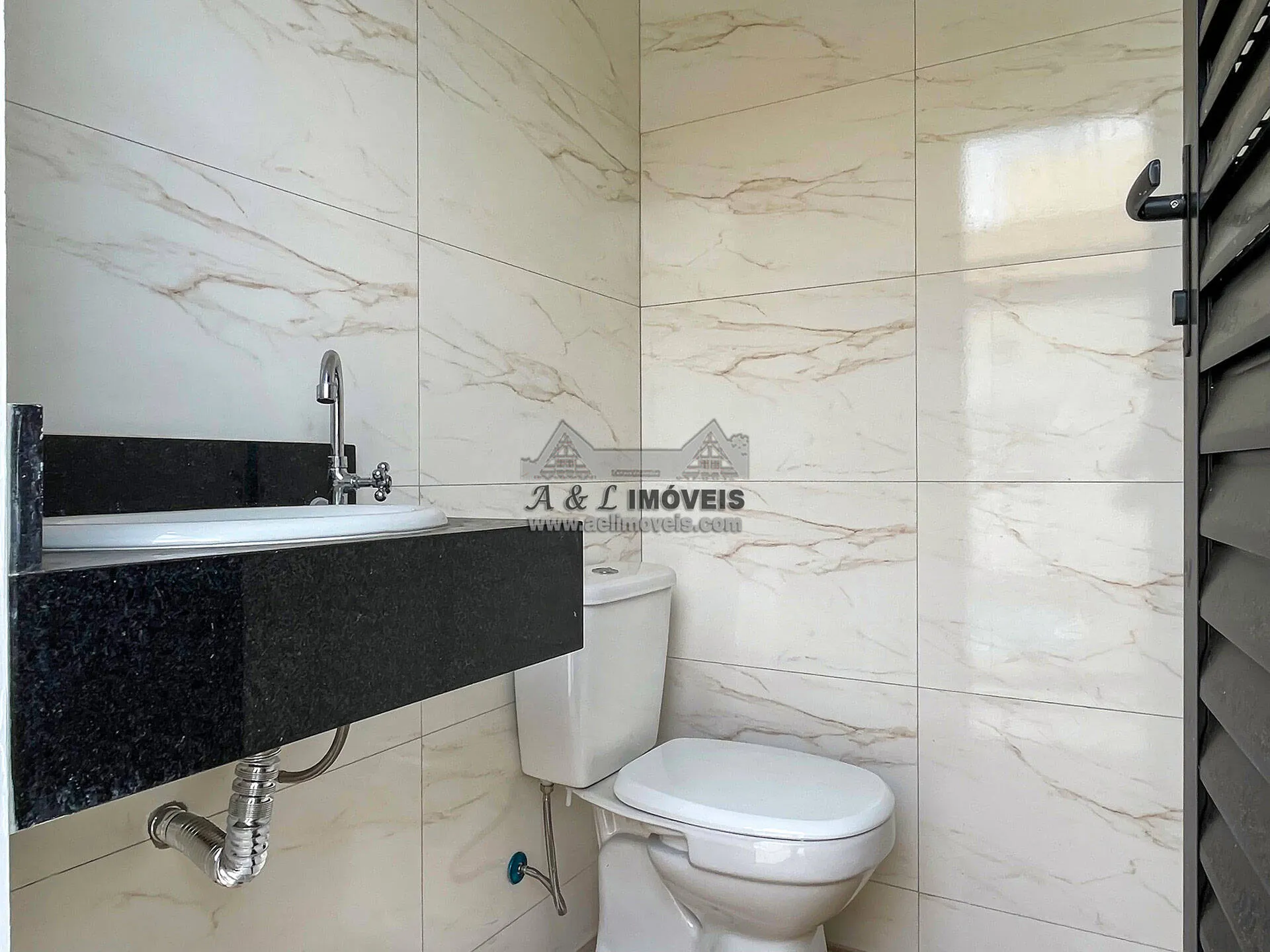 Imagem Casa à venda em Taubaté - Imóvel novo em condomínio fechado