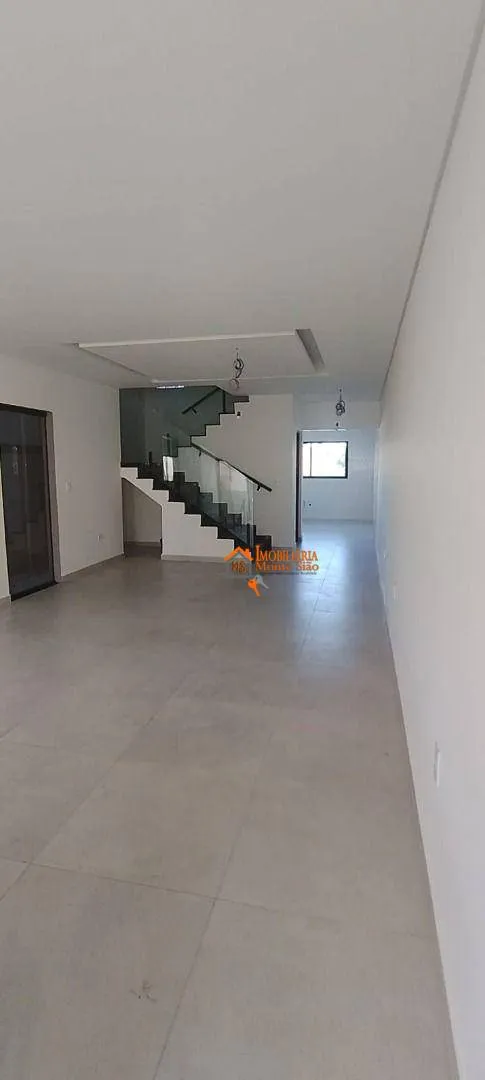 Imagem Sobrado com 3 dormitórios à venda, 260 m² por R$ 1.200.000,00 - Jardim Santa Clara - Guarulhos/SP