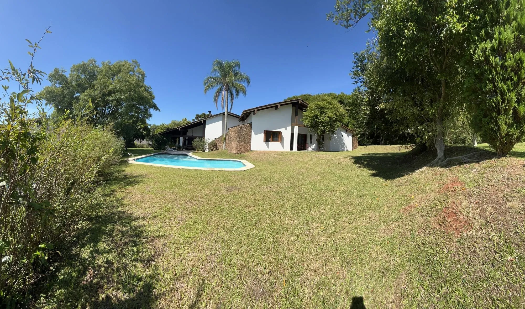 Imagem Linda Casa Térrea no Condomínio Horizontal Jardim do Sol