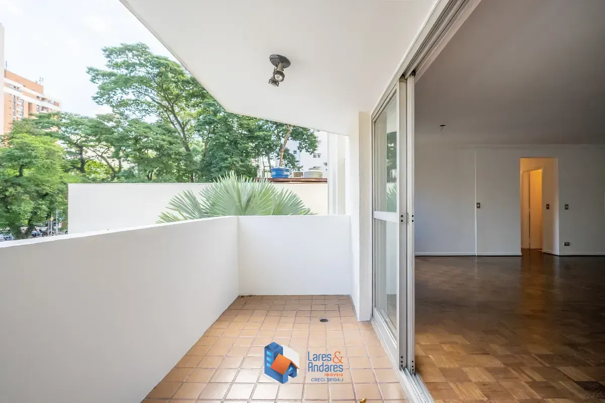 Imagem Apartamento para venda em Moema com 3 quartos, sendo 1 suíte, 145m²