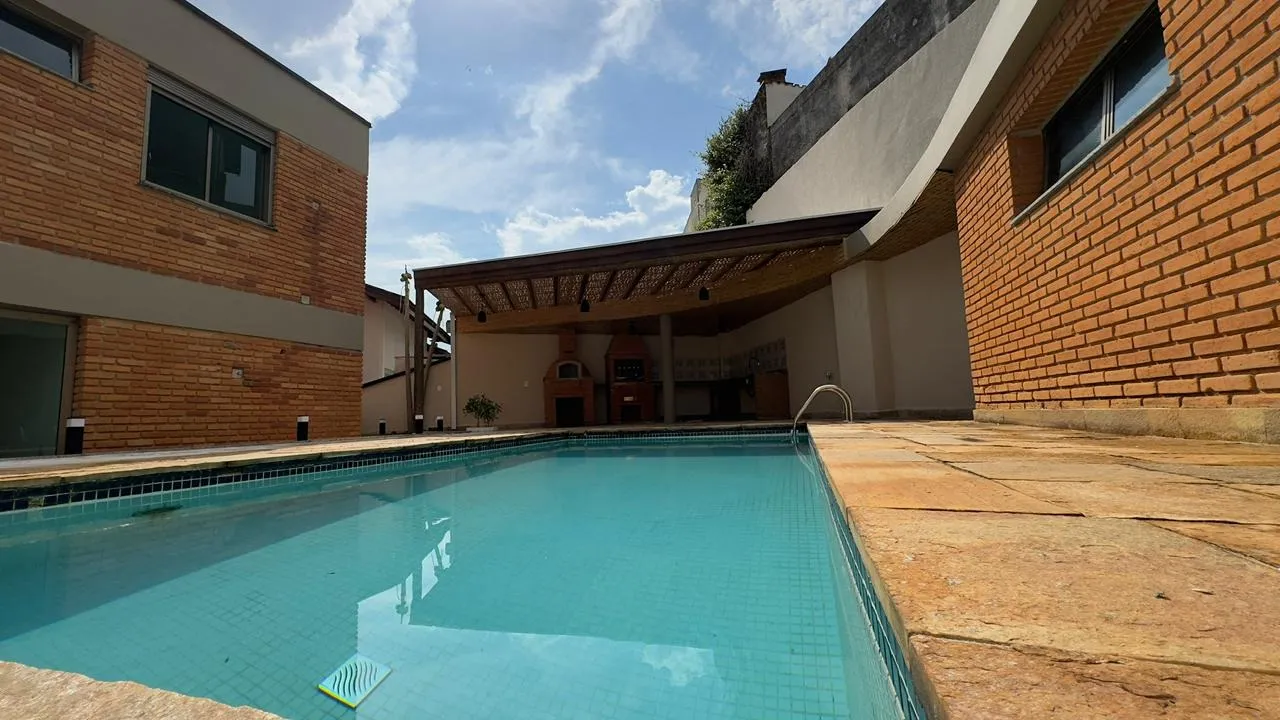 Imagem CASA RESIDENCIAL em SANTANA DE PARNAÍBA - SP, ALPHAVILLE