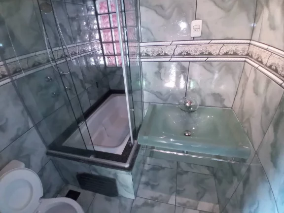 Imagem Lindo sobrado com 142m², Desocupado, no Jarí - Viamão