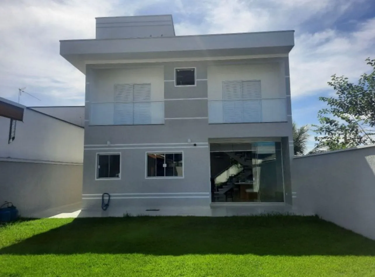 Foto do imóvel Casa à venda 3 Quartos, 1 Suite, 2 Vagas, 300M², Abaete, Taubaté - SP