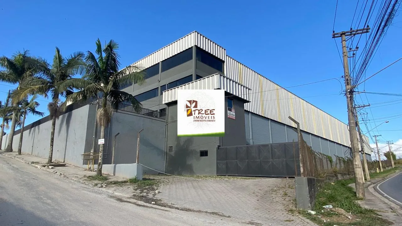 Imagem LOCAÇÃO DE GALPÃO COMERCIAL NO TABOÃO, EM MOGI DAS CRUZES/SP, 7.530m² com pateo de 2.000m², área fabril de 4.500m², 03 docas e ZUP 1. CONSULTE-NOS.