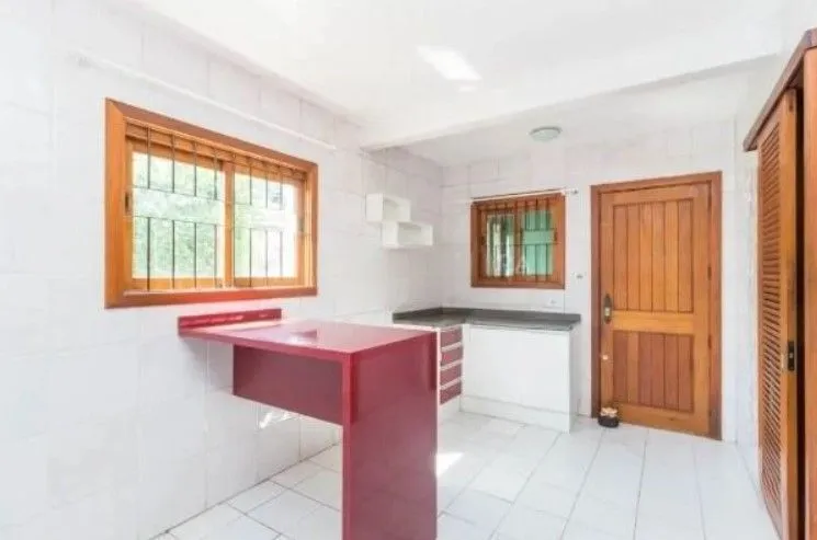 Imagem Casa/sobrado de 4 dormitórios I 1 suíte I 4 vagas I Altos Do Ipê