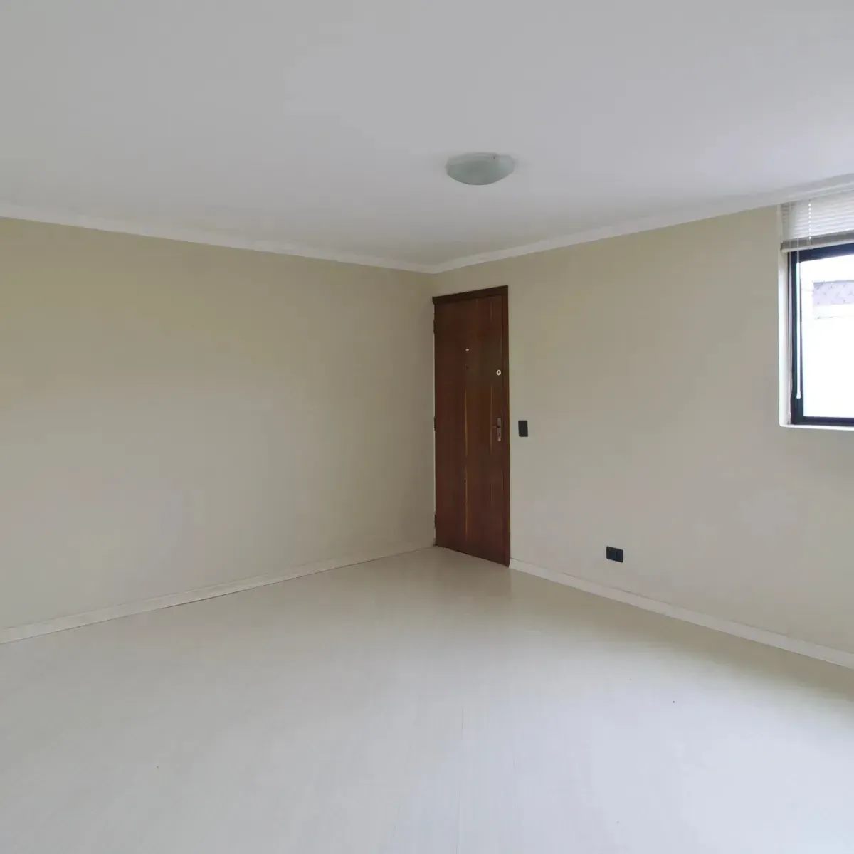 Imagem Apartamento com 2 Quartos à Venda, 61,37 m² em Mercês - Curitiba