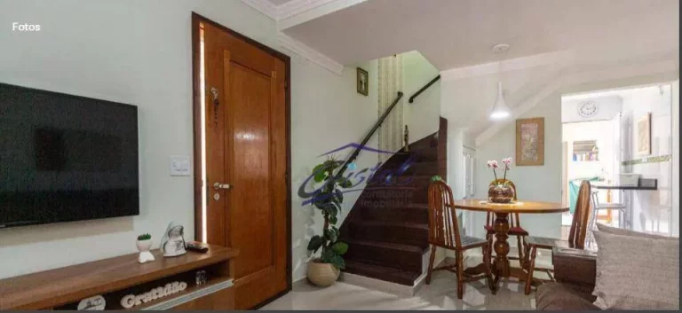 Imagem Casa Charmosa em Rua Tranquila