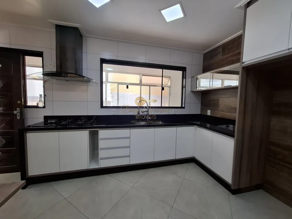 Imagem Casa para Venda em Teresópolis / RJ no bairro Barra do Imbuí
