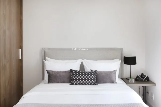 Imagem Apartamento para locação na Cidade Monções: 1 quarto, 1 sala, 2 banheiros, 1 vaga de garagem e 63m²!