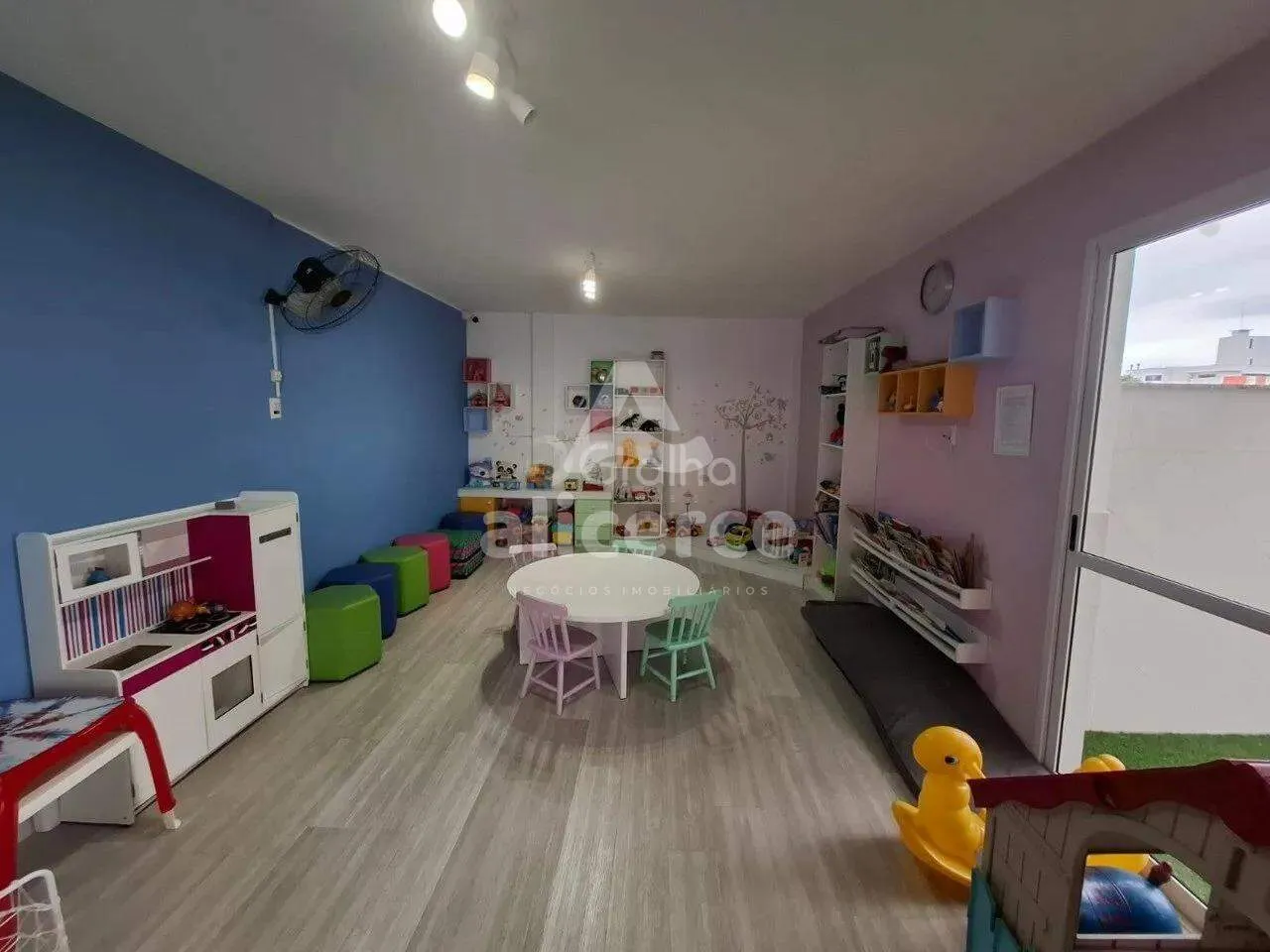 Imagem Apartamento mobiliado para locação em Coqueiros - Florianópolis | 2 quartos, suíte e lazer completo