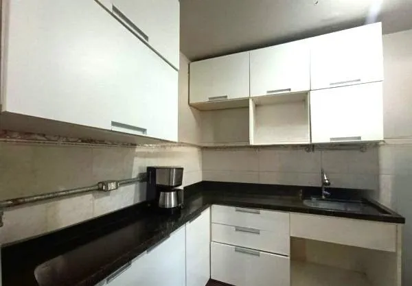 Imagem Casa no bairro Jardim do Salso com 2 dormitórios e 4 vagas