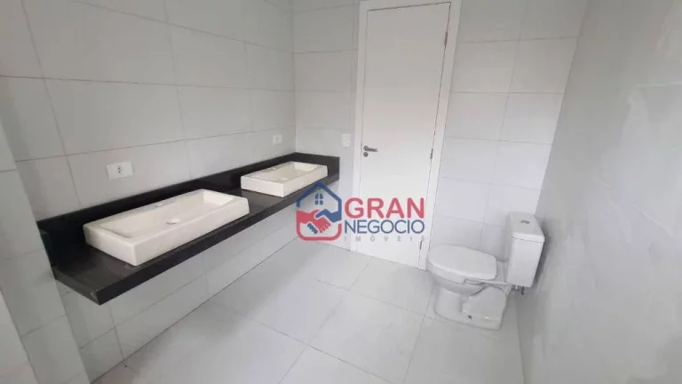 Imagem Pronto para morar em condomínio