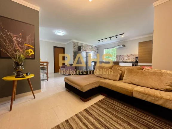 Excelente Casa em Condomínio Fechado à Venda no Bairro Vila Nova em Joinville. Casa de alto padrã...