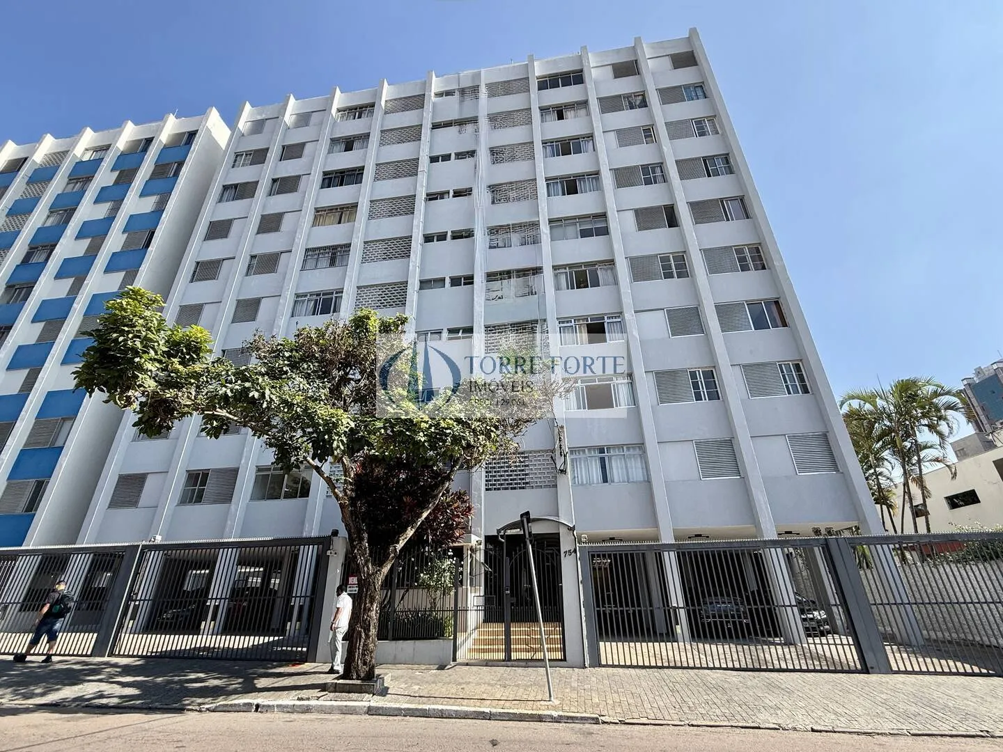 Imagem Lindo apartamento amplo 2 dormitórios, 1 vaga com Manobrista