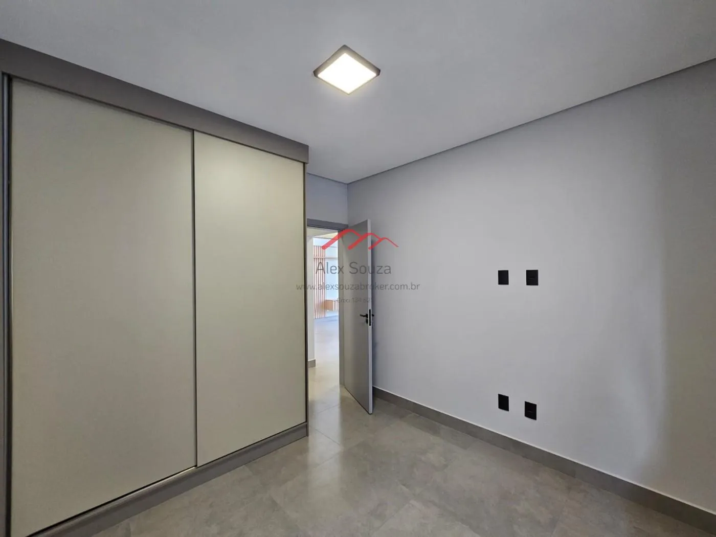 Imagem Casa em Condomínio para Venda em Sumaré, Residencial Real Parque Sumaré, 3 dormitórios, 1 suíte, 3 banheiros, 4 vagas