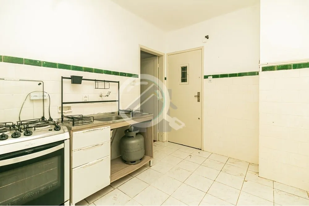 Imagem Localizado na Rua Felipe Camarão, 553, este apartamento de 89m² oferece uma excelente oportunidade...