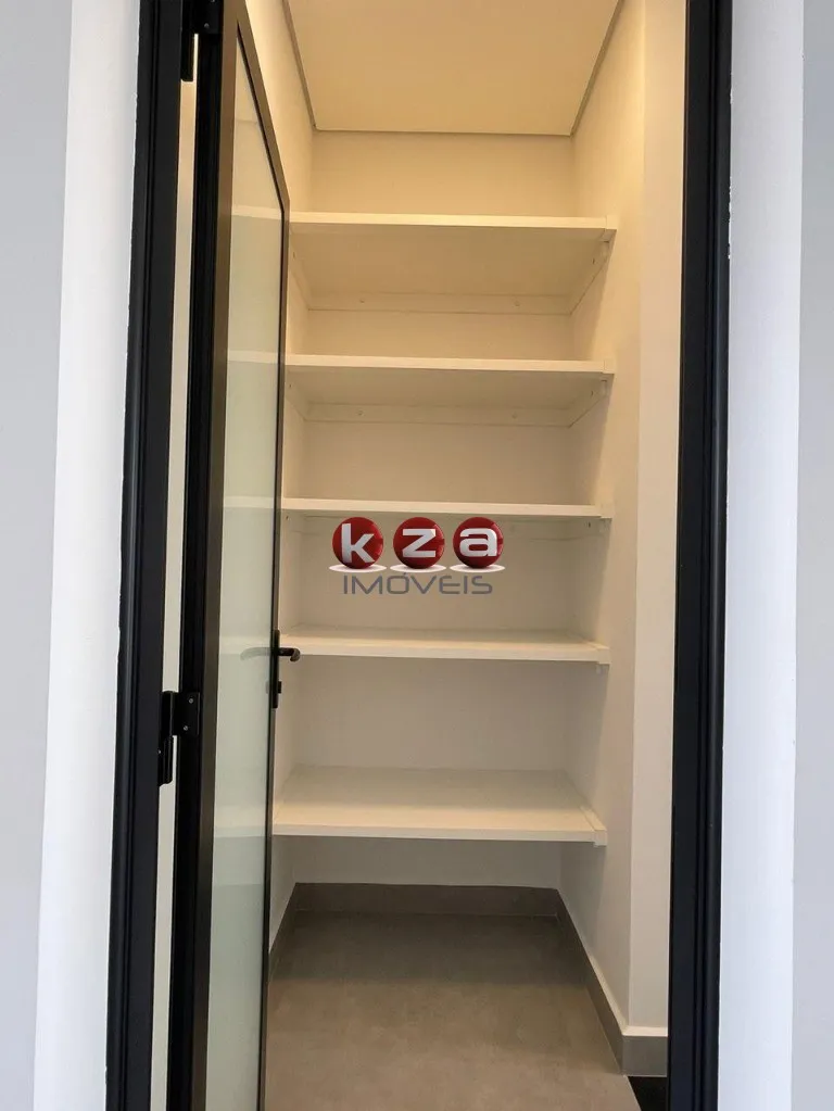 Imagem Casa de luxo à venda em Paulínia-SP, Condomínio Residencial Royal Garden: 3 quartos, 3 suítes, 2 salas, 4 vagas de garagem, 186m².