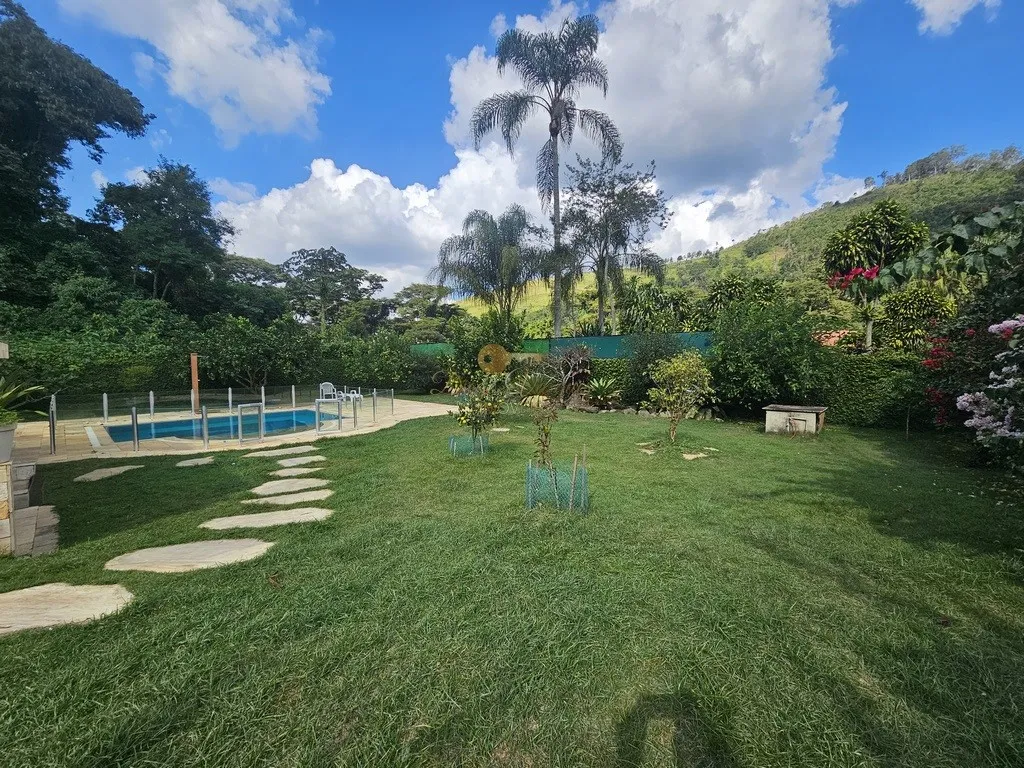 Imagem Casa em Condomínio para Venda em Teresópolis / RJ no bairro Cruzeiro