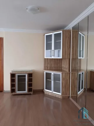 Imagem Apartamento Semi mobiliado, 03 quartos com suíte, no Água Verde/Porão em Curitiba PR