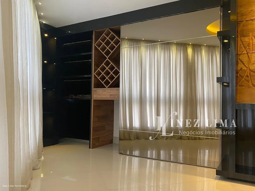 Imagem Apartamento Quadra Mar para Venda em Itapema, meia praia, 3 dormitórios, 3 suítes, 4 banheiros, 2 vagas
