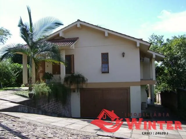 Casa de 2 pavimentos com 285,00m² em Bom Princípio.