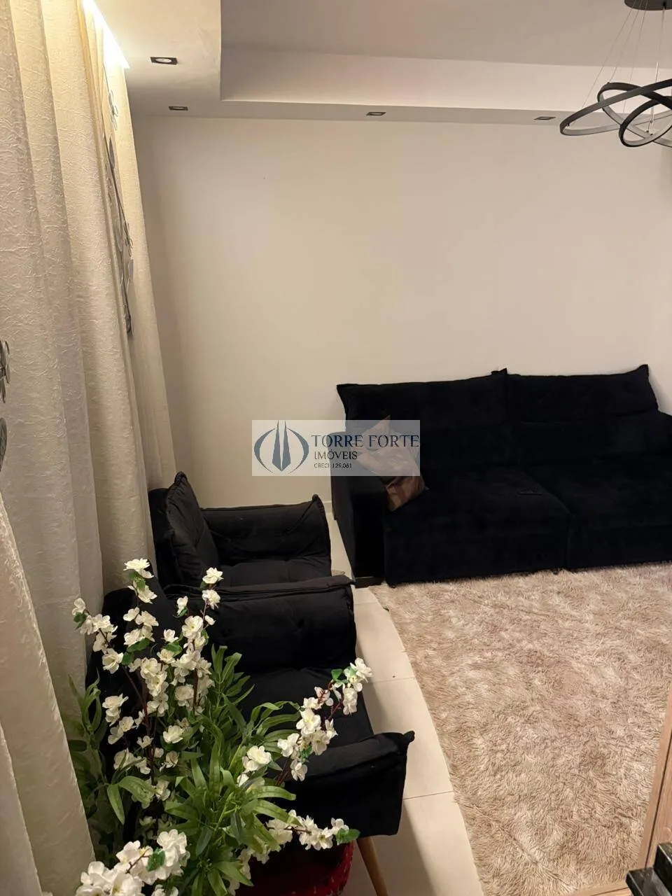 Imagem Casa de condominio com 2 dormitorios 2 vagas na Vila Nhocune.