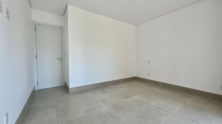 Imagem Apartamento com 4 dormitórios (3 suítes) à venda, 160 m² por R$ 4.800.000 - Riviera Módulo 7 - Bertioga/SP