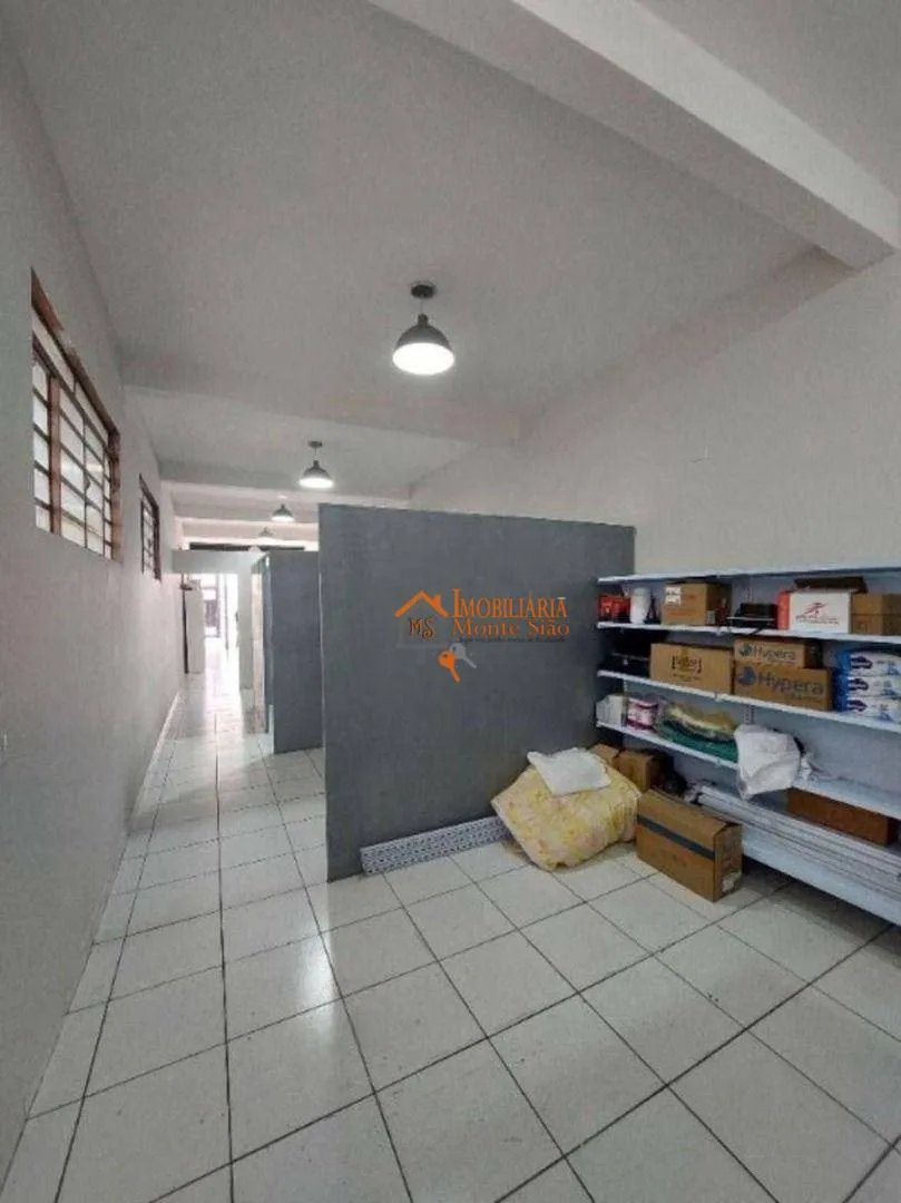 Imagem Sobrado com 6 dormitórios à venda, 350 m² por R$ 1.100.000,00 - Parque Uirapuru - Guarulhos/SP