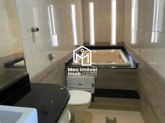 Imagem Casa 4 Quartos 3 Suítes 4 Vagas 600m² Vicente Pires/DF