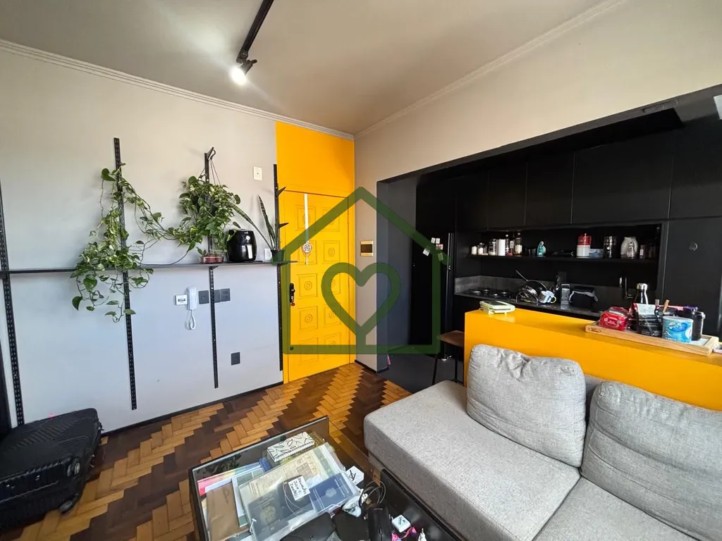 Imagem Vendo apartamento totalmente mobiliado e equipado, na Praça Conde esquina Duque de Caxias, a poucos...